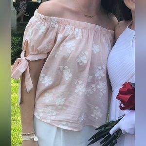 Pale pink floral Altar’s State top